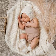 Load image into Gallery viewer, Merino Wool Bonnet & Booties Set <br> Ivory