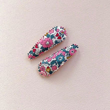 Load image into Gallery viewer, Abagail Hair Clips