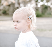 Load image into Gallery viewer, Alana Hair Clips