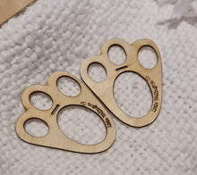 Load image into Gallery viewer, Bunny Feet Stencil