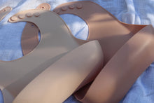 Load image into Gallery viewer, Silicone Bibs