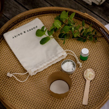 Load image into Gallery viewer, DIY Peppermint Lip Balm