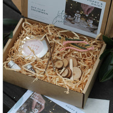 Load image into Gallery viewer, DIY Clay Snowmen