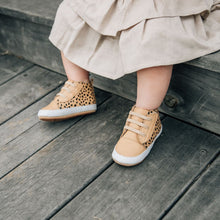 Load image into Gallery viewer, Brooklyn Baby Prewalkers <br> Camel Spot