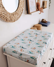 Load image into Gallery viewer, Bassinet Sheet/Change Pad Cover &lt;br&gt; Whale
