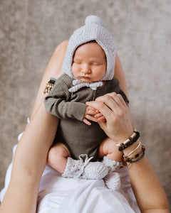 Merino Wool Bonnet & Booties Set <br> Grey