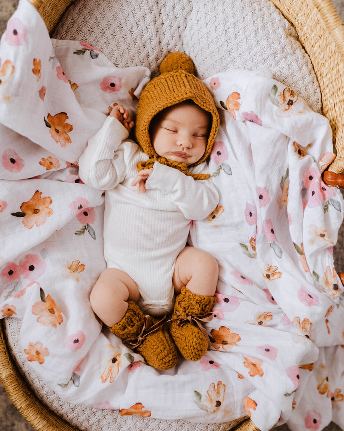 Merino Wool Bonnet & Booties Set <br> Bronze