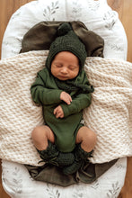 Load image into Gallery viewer, Merino Wool Bonnet &amp; Booties Set &lt;br&gt; Olive
