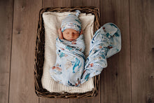 Load image into Gallery viewer, Baby Jersey Wrap &amp; Beanie Set &lt;br&gt; Whale
