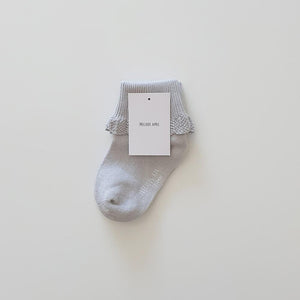 Poppie Socks <br> Soft Grey